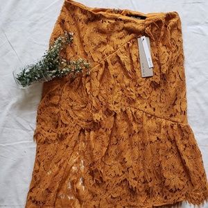 DO+BE  Lace skirt
